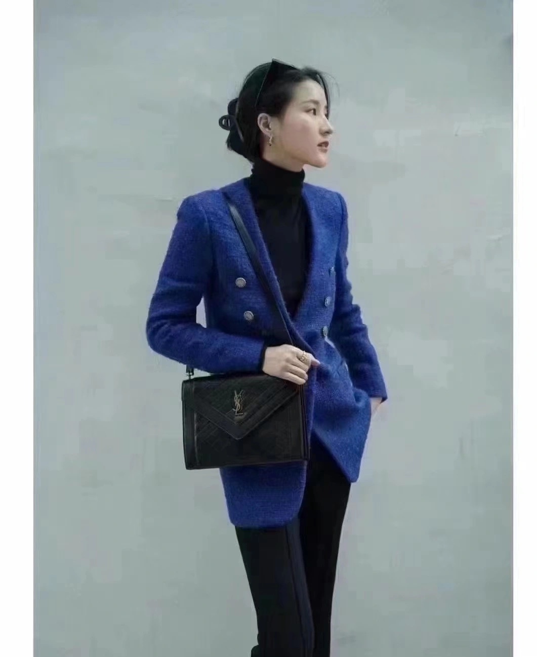 Saint laurent Ysl Gaby绗缝纹路信封斜挎包 668863黑色