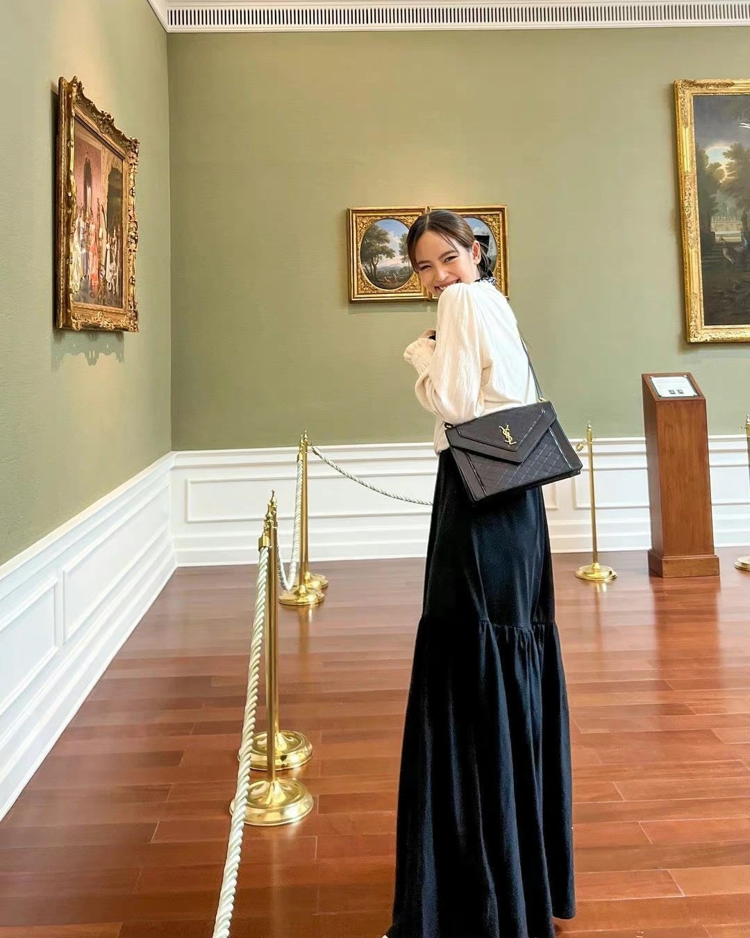 Saint laurent Ysl Gaby绗缝纹路信封斜挎包 668863黑色