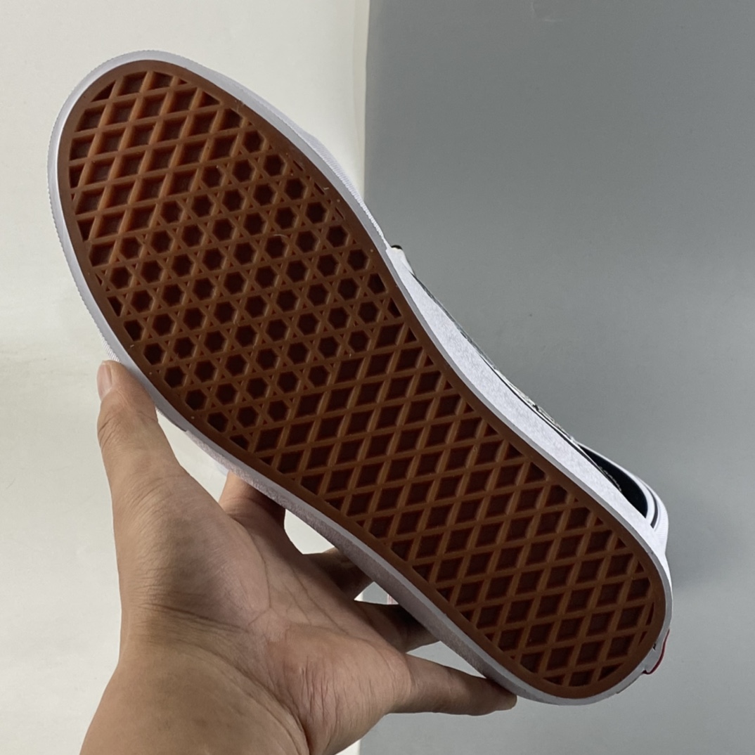 P160  Vans Sk8-Hi 高帮卡通机器猫官方同步休闲硫化运动板鞋 VN0A4BV8BCL