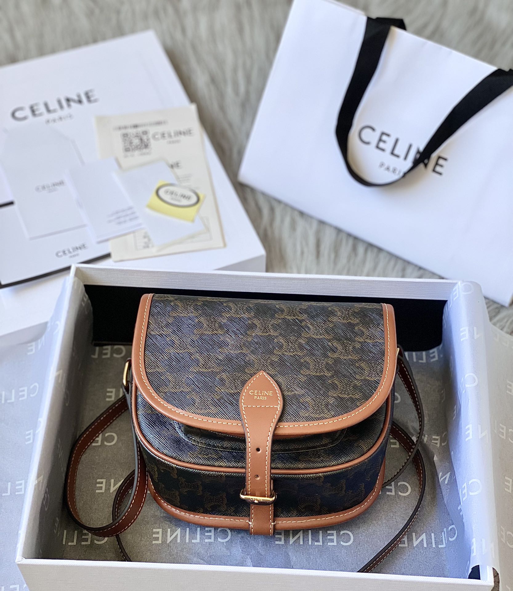 CELINE 2021早春新款马鞍包 191502老花