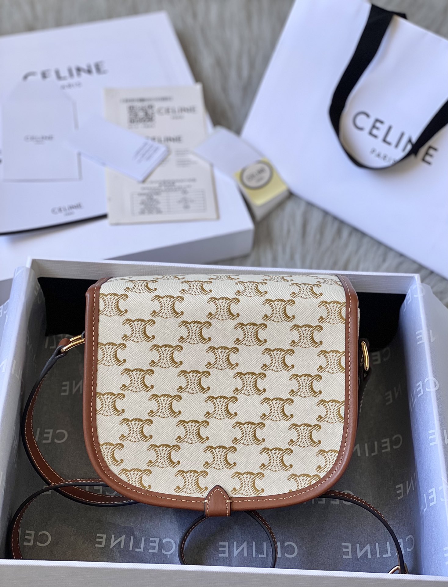 CELINE 2021早春新款马鞍包 191502白花