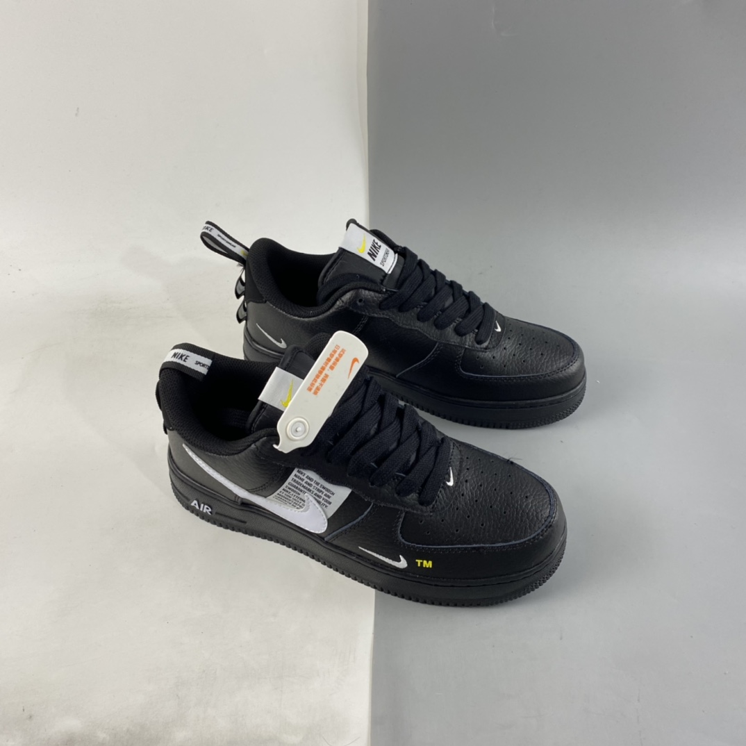 P130  NIKE Air Force 1 Low 黑白简版OW字母 AJ7747-001