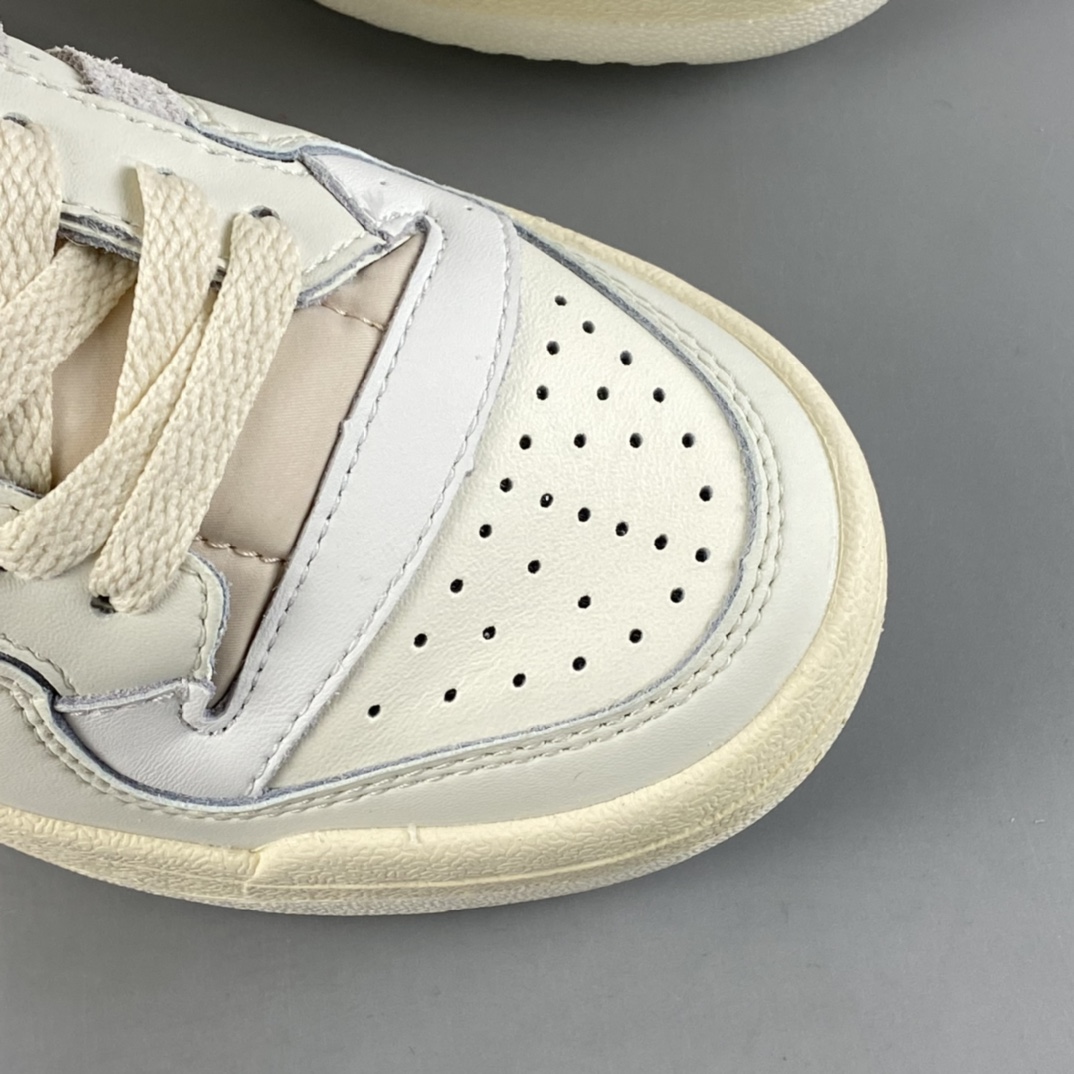 P180  Adidas Originals Forum 84 Low 人气单品经典复古篮球鞋 FY4577