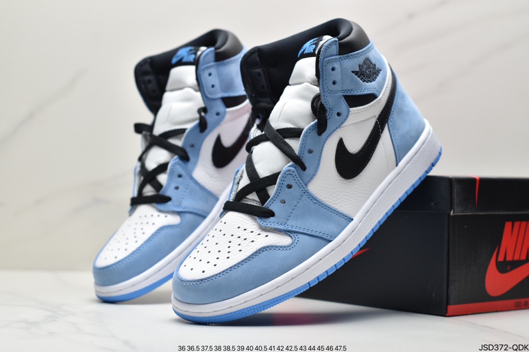 200  Air Jordan 1 High OG ”Bred Patent” 高帮 漆皮黑红 555088-140