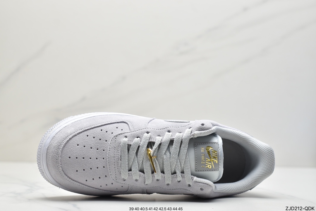 240 耐克Air Force 1 Low ID 空军一号男女休闲板鞋 灰白 DC4458-001-莆田鞋,莆田鞋货源,高仿鞋,高仿鞋货源,安福档口,莆田高仿鞋,莆田鞋批发,高仿鞋批发,莆田高仿运动鞋,高仿运动鞋,莆田运动鞋 240 耐克Air Force 1 Low ID 空军一号男女休闲板鞋 灰白 DC4458-001