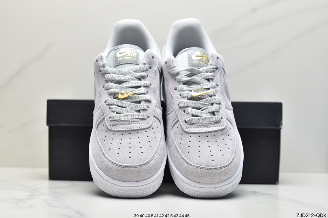 240 耐克Air Force 1 Low ID 空军一号男女休闲板鞋 灰白 DC4458-001-莆田鞋,莆田鞋货源,高仿鞋,高仿鞋货源,安福档口,莆田高仿鞋,莆田鞋批发,高仿鞋批发,莆田高仿运动鞋,高仿运动鞋,莆田运动鞋 240 耐克Air Force 1 Low ID 空军一号男女休闲板鞋 灰白 DC4458-001