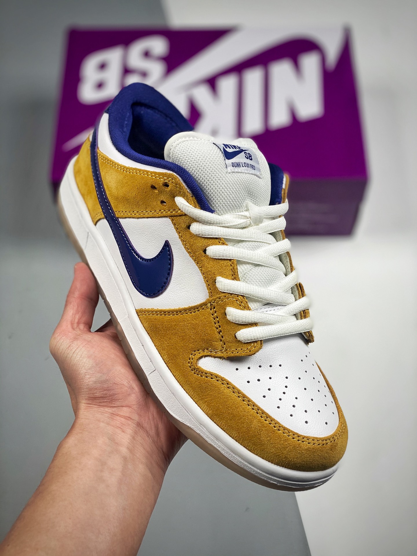 NK Dunk LOW Pro Lakers Púrpura y Oro material original de capa superior, molde exclusivo procesado por destilación, ofr…