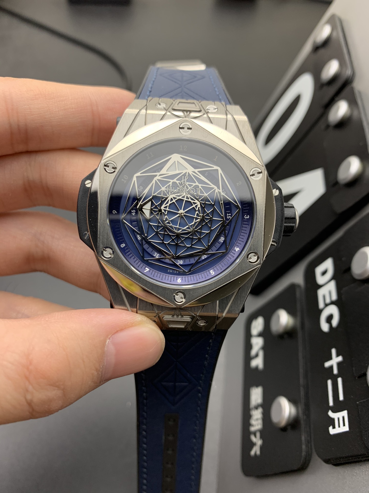 Hublot HB 钛蓝刺青
