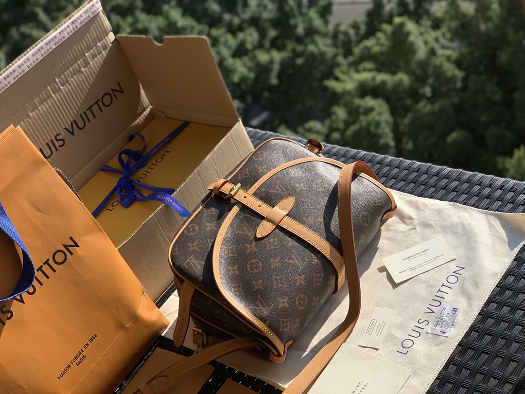 🌼 m40710尺寸28 x 11 x 20cm高端控看过来！原厂渠道！不可多得的好物！绝版的款式都知道