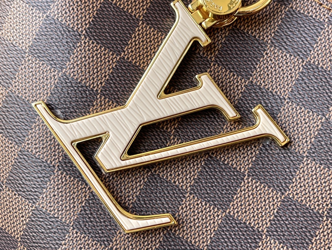 Louis Vuitton Haute Couture Classic Luxury Handbag Shoulder Crossbody 7
