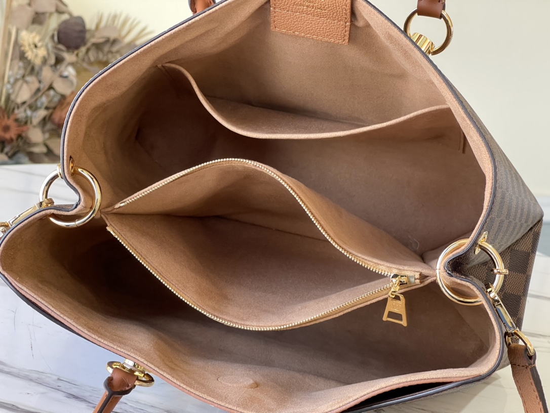 Louis Vuitton Haute Couture Classic Luxury Handbag Shoulder Crossbody 9