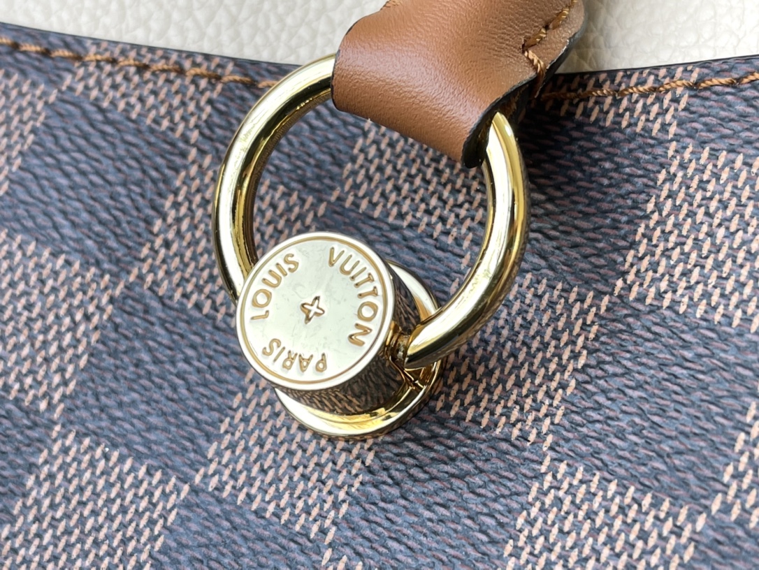 Louis Vuitton Haute Couture Classic Luxury Handbag Shoulder Crossbody 6