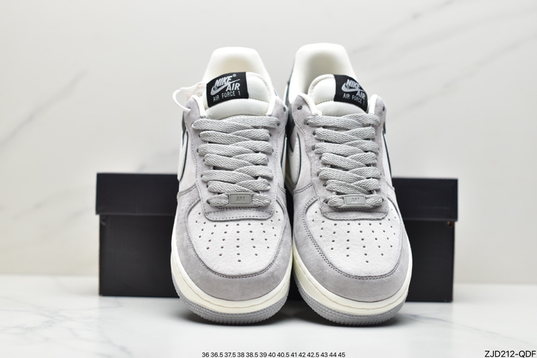 240 耐克Nike Air Force 1 Low  空军一号低帮百搭休闲运动板鞋DW0831