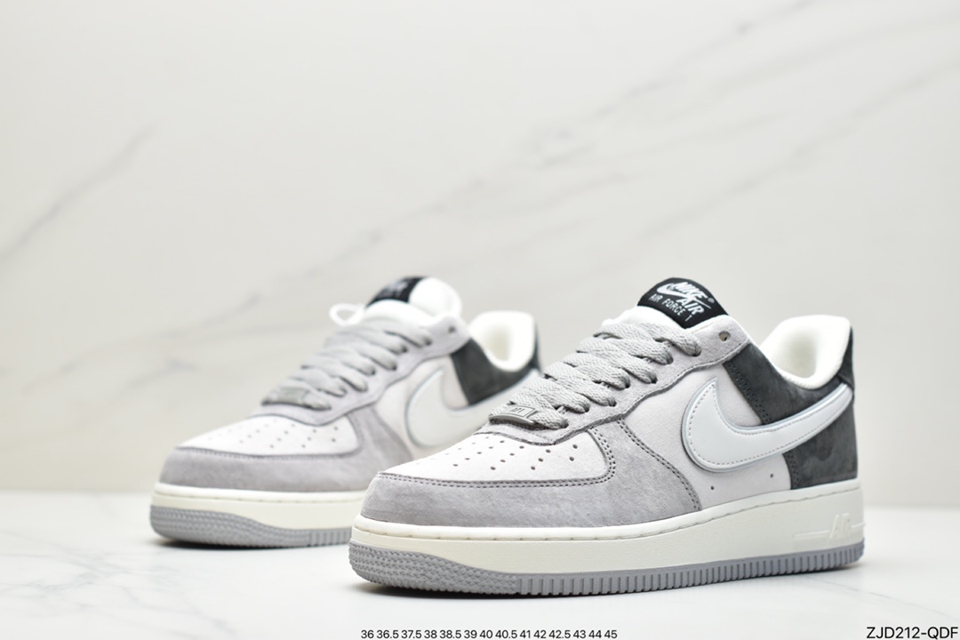 240 耐克Nike Air Force 1 Low  空军一号低帮百搭休闲运动板鞋DW0831