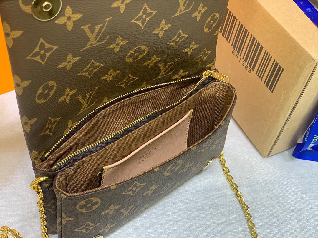 290 M80742 Pochette Coussin 链条包以 Monogram 压纹成就宛如抱枕的松软质感