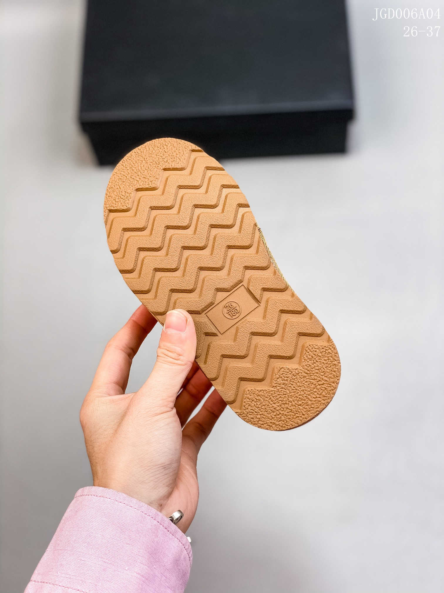 图片[5]-🍒UGG 2021爆版周冬雨同款果冻鞋明星同款秋冬新款加绒潮流棉鞋糖果透明儿童雪地靴短筒防水防滑保暖厚底一脚蹬童鞋亲了鞋 🍎材料：进口莱卡面+织带+内里羊羔毛+内里混纺羊毛+橡胶防滑底 颜色：米色，奶茶色，粉色，黑色，豹纹色 号码：26-37码-选品中心