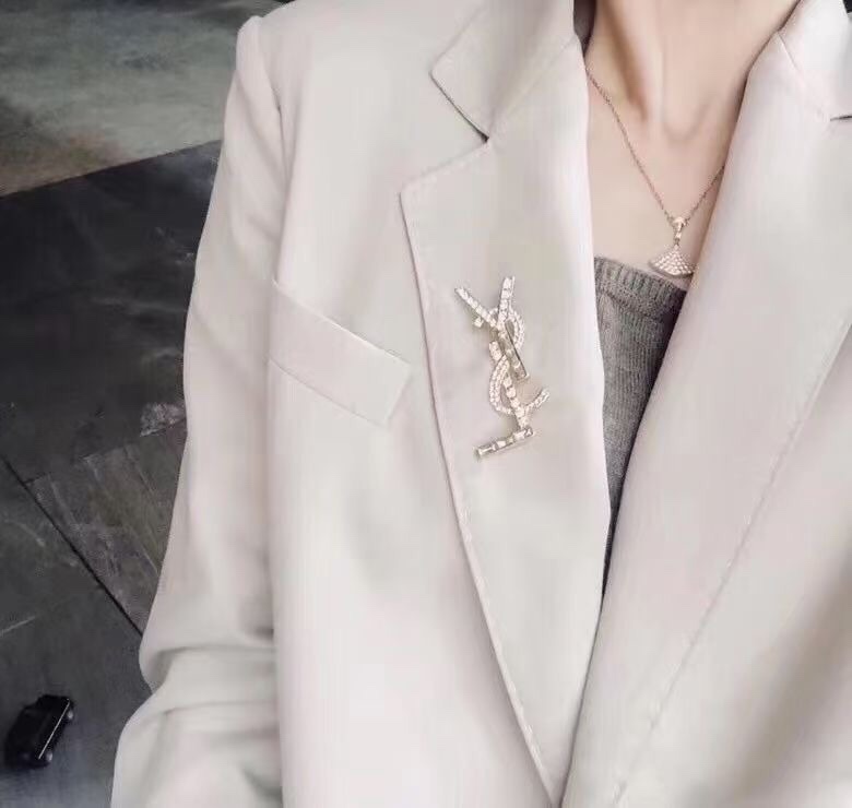圣罗兰YSL胸针  卓越电镀工艺  奢华气质 市场无法复制🙆专柜同步 唯一完美复刻[色]自由出入专拒绝无