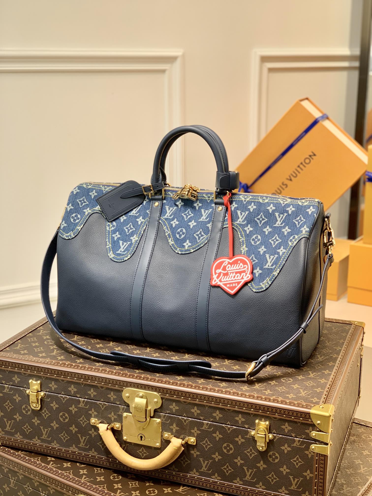 Outlet 1:1 Replica
 Louis Vuitton LV Keepall Travel Bags Blue Taurillon Cowhide Denim Spring Collection M45975