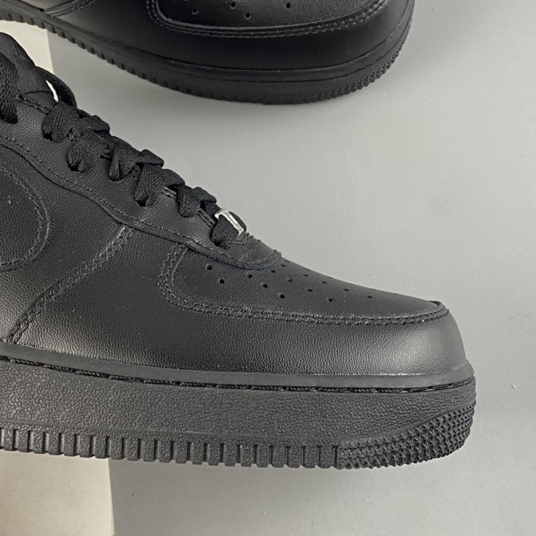 P160  NIKE Air Force 1 Low ’07 空军一号纯黑低帮经典板鞋 CW2288-001