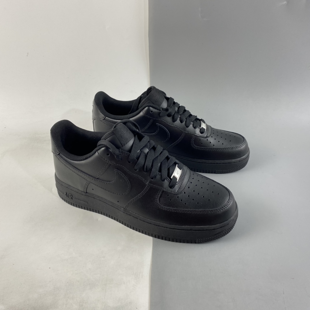 P160  NIKE Air Force 1 Low ’07 空军一号纯黑低帮经典板鞋 CW2288-001
