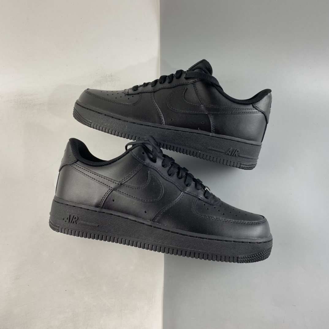 P160  NIKE Air Force 1 Low ’07 空军一号纯黑低帮经典板鞋 CW2288-001