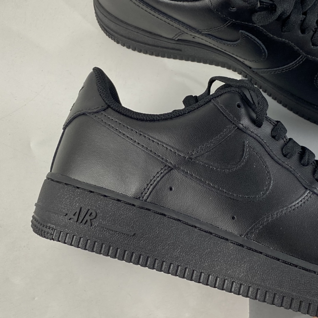 P160  NIKE Air Force 1 Low ’07 空军一号纯黑低帮经典板鞋 CW2288-001