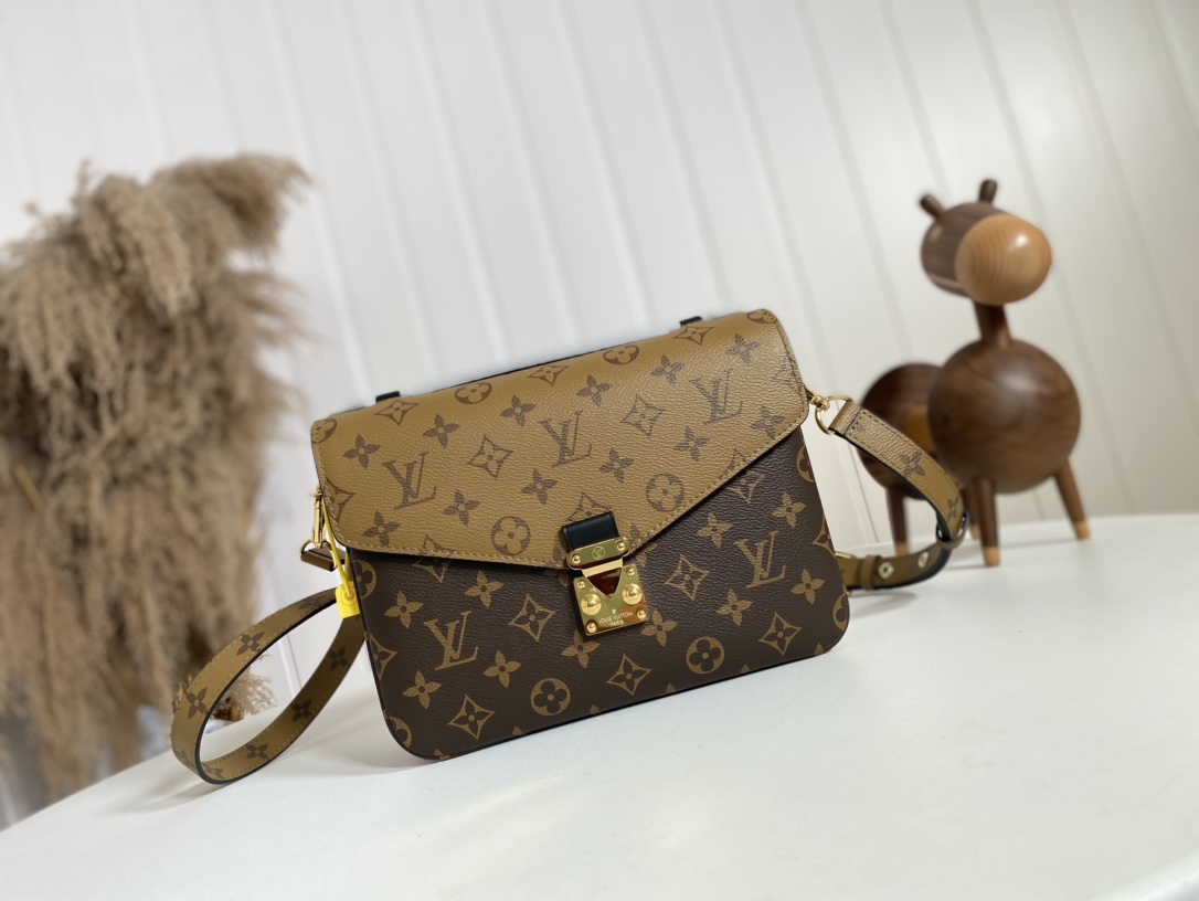 Louis Vuitton LV Pochette MeTis Bags Handbags Monogram Reverse Canvas M44876