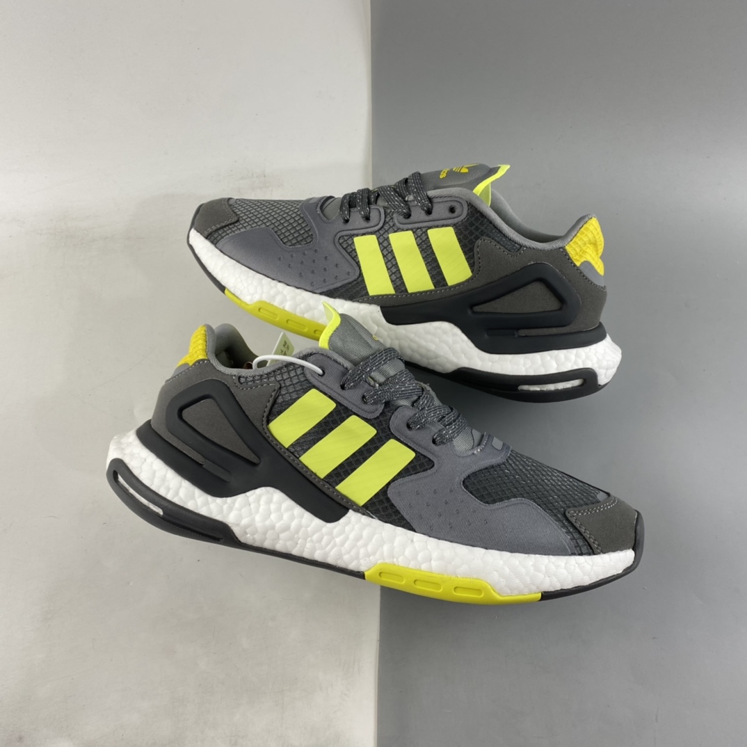 P220   Adidas Originals 2020 Day Jogger Boost 三叶草2020版慢跑者系列高弹复古休闲运动跑鞋 FW5997