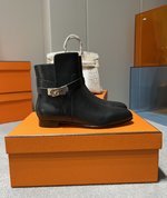 Hermes Kelly Short Boots Gold Hardware Calfskin Cowhide Fall/Winter Collection Fashion