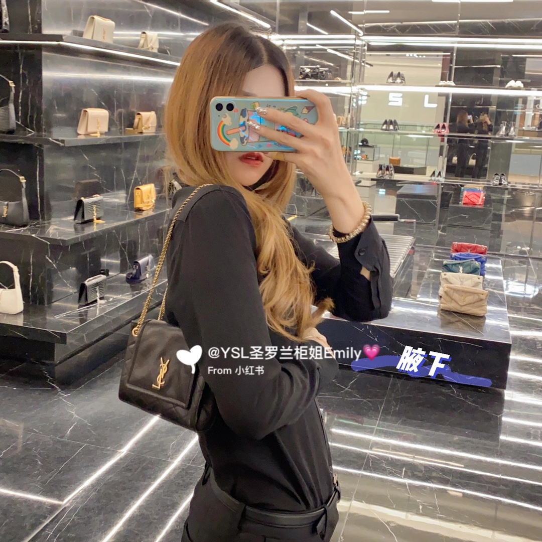 YSL 𝐌𝐢𝐧𝐢 𝐍𝐨𝐥𝐢𝐭𝐚 复古翻盖包 672738黑色