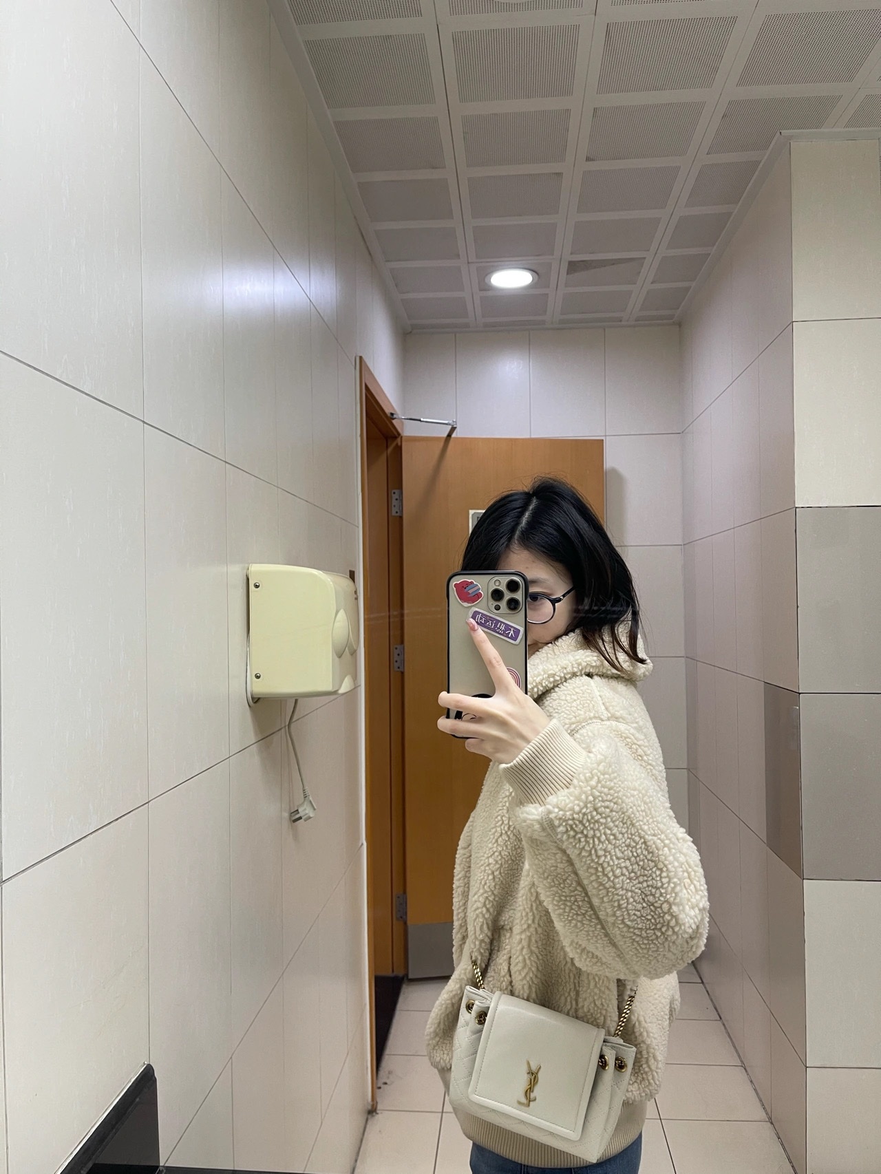 YSL 𝐌𝐢𝐧𝐢 𝐍𝐨𝐥𝐢𝐭𝐚 复古翻盖包 672738白色