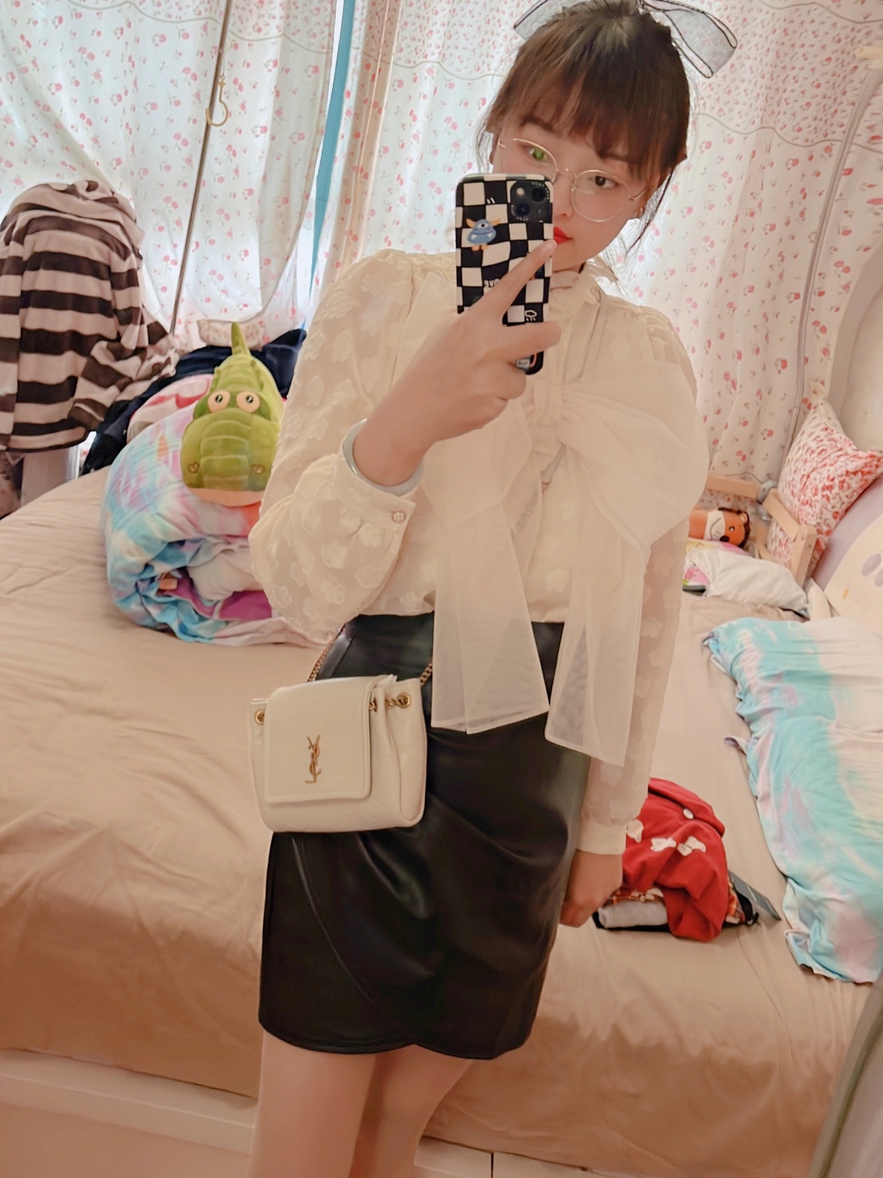 YSL 𝐌𝐢𝐧𝐢 𝐍𝐨𝐥𝐢𝐭𝐚 复古翻盖包 672738白色