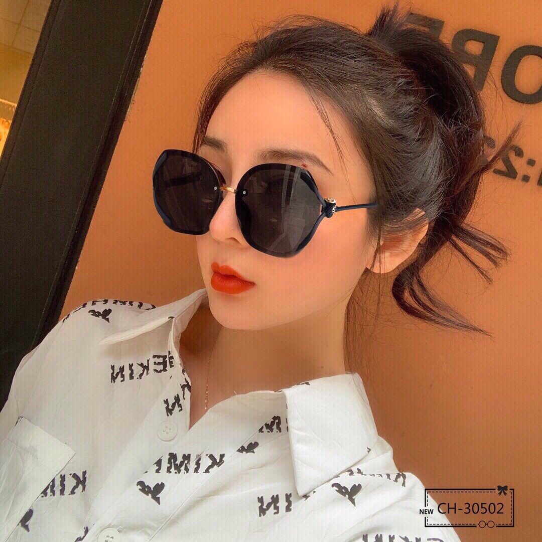 .意大利古奇-GUCCI.宝丽来树脂