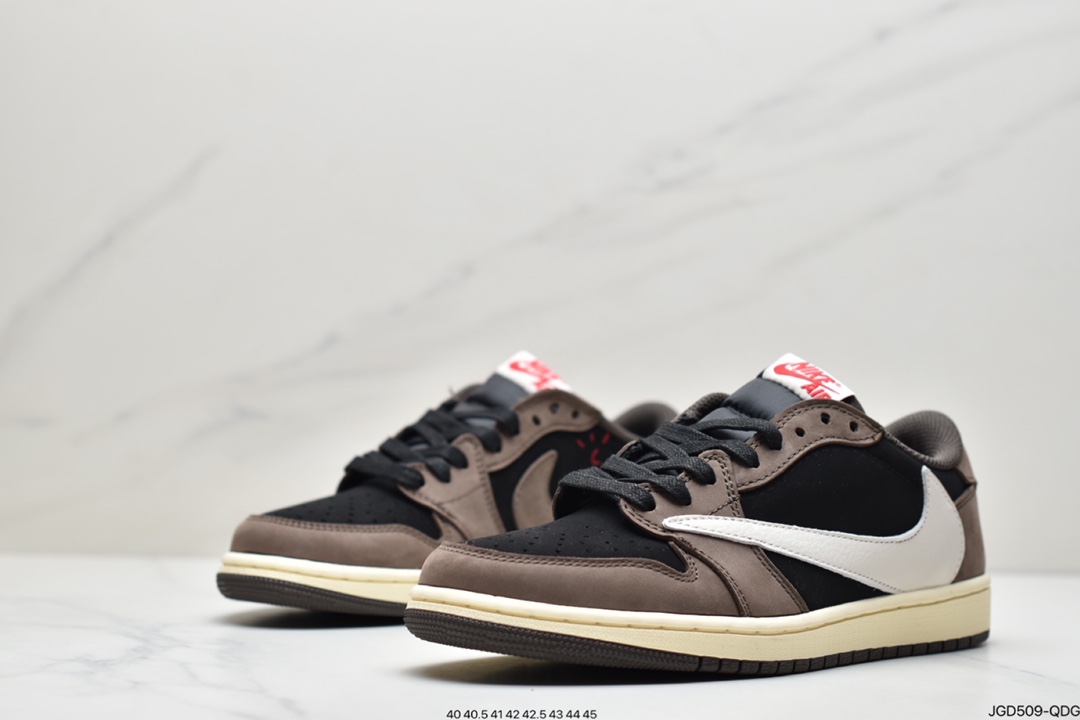 180  Travis Scott x Air Jordan AJ1 Low QX 倒钩TS联名低帮板鞋CQ4277-001