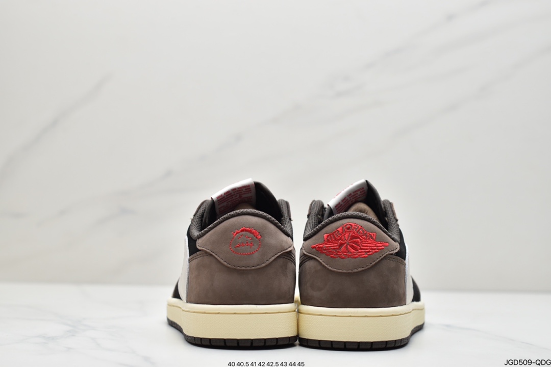 180  Travis Scott x Air Jordan AJ1 Low QX 倒钩TS联名低帮板鞋CQ4277-001