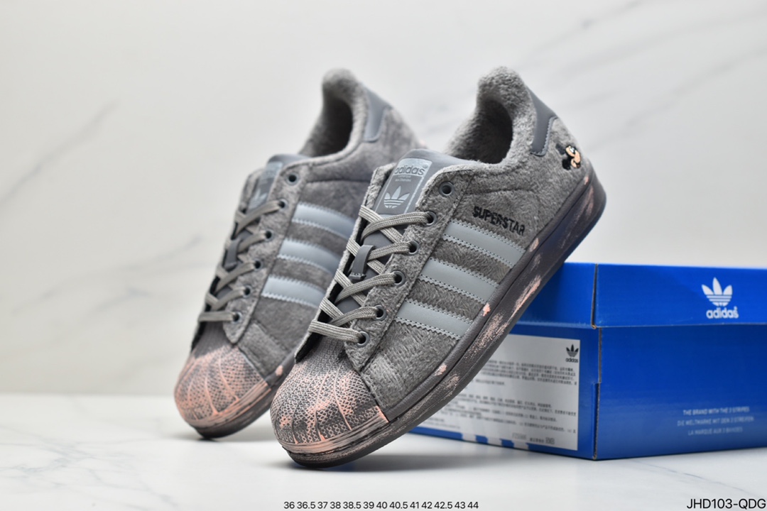 190 adidas三叶草 Originals Superstar”Mickey FANGTASTIC”贝壳头经典百搭休闲运动板鞋FZ5566-莆田鞋,莆田鞋货源,高仿鞋,高仿鞋货源,安福档口,莆田高仿鞋,莆田鞋批发,高仿鞋批发,莆田高仿运动鞋,高仿运动鞋,莆田运动鞋 190 adidas三叶草 Originals Superstar”Mickey FANGTASTIC”贝壳头经典百搭休闲运动板鞋FZ5566