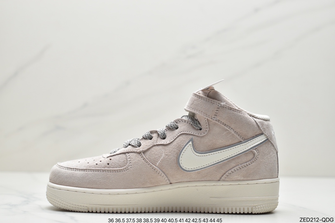 260 耐克Nk Air Force 1’07 Mid 空军一号3M反光中帮休闲板鞋 AA1118-005