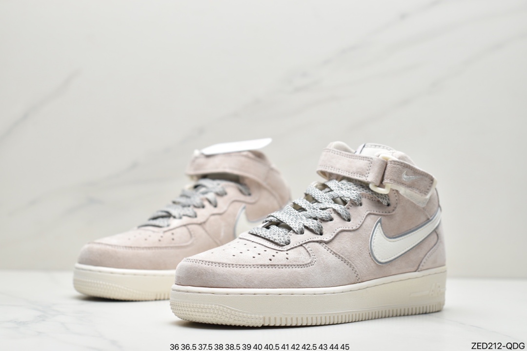 260 耐克Nk Air Force 1’07 Mid 空军一号3M反光中帮休闲板鞋 AA1118-005