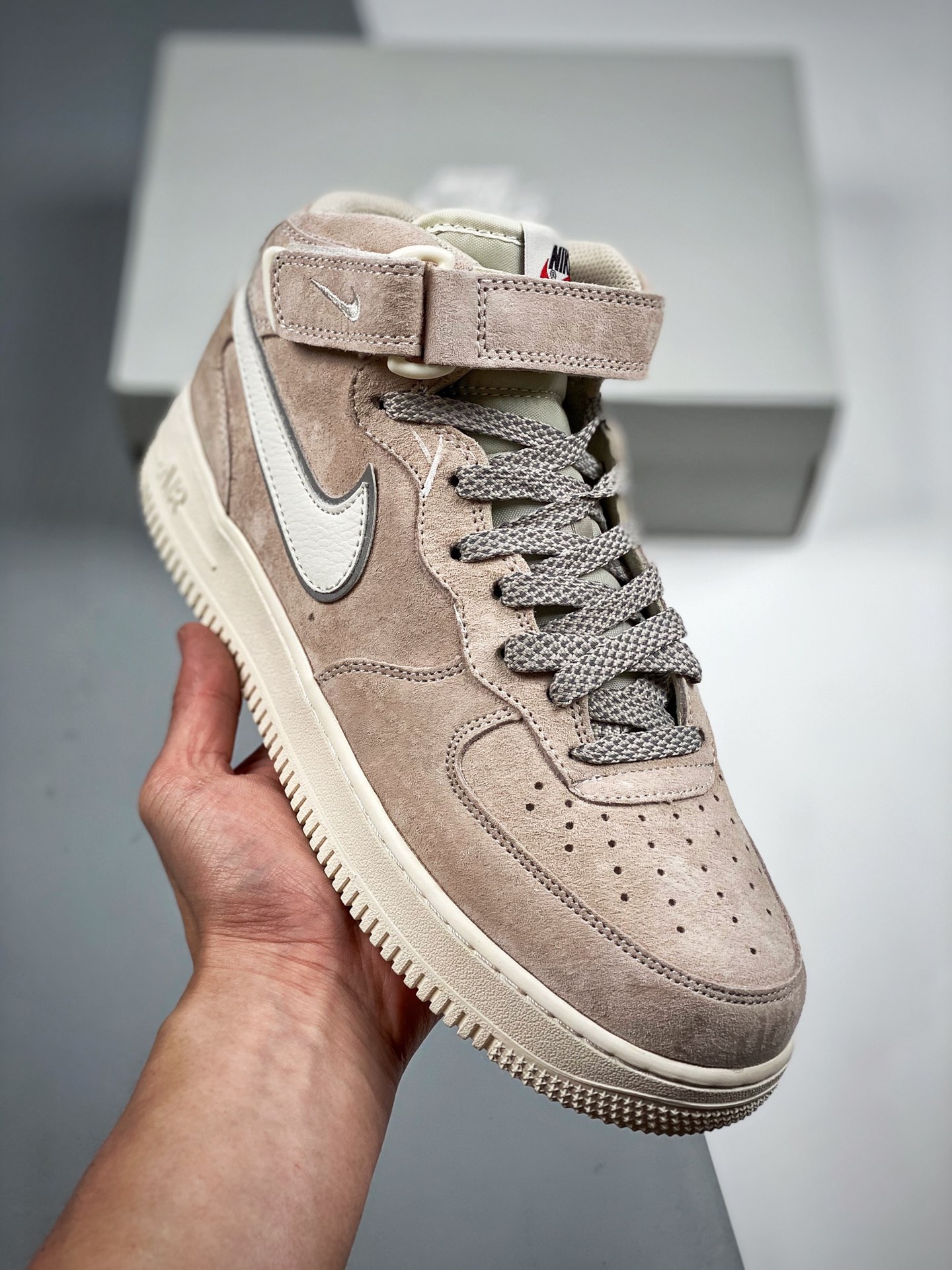 Nike Air Force 1 'Mid 07 beige white gray suede original last original cardboard authentic Air Force shape focused on f…