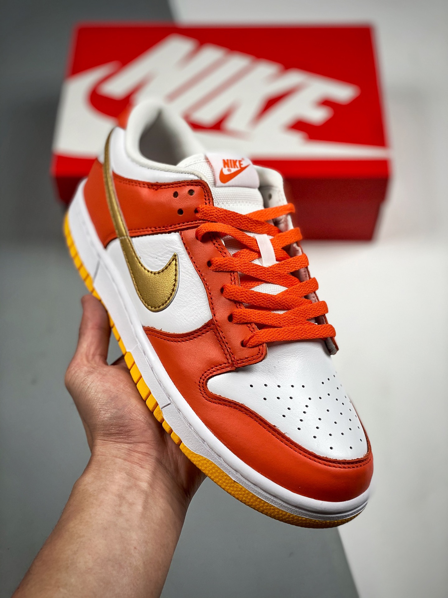 NK Dunk Low "Golden Orange" blanco dorado naranja, materiales originales de primera capa, forma exclusiva procesada por…