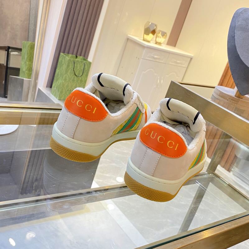 de fábrica Gucci. Inspiradas en las zapatillas clásicas de la época, las zapatillas Screener de la c