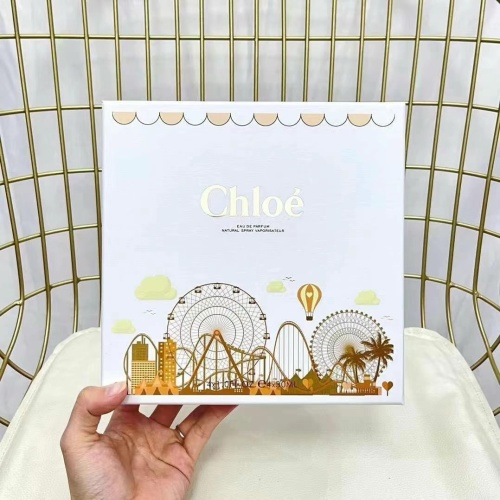 Chloé Miniature Perfume Set - Eau de Parfum, 4-Piece Collection 1 Chloé Miniature Perfume Set - Eau de Parfum, 4-Piece Collection