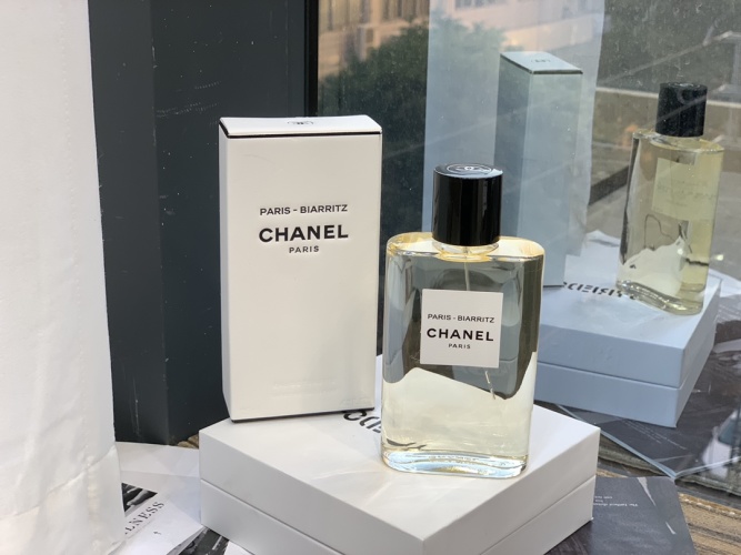 Chanel Paris-Biarritz Eau de Toilette - Unisex Fragrance, 125ml 1 Chanel Paris-Biarritz Eau de Toilette - Unisex Fragrance, 125ml