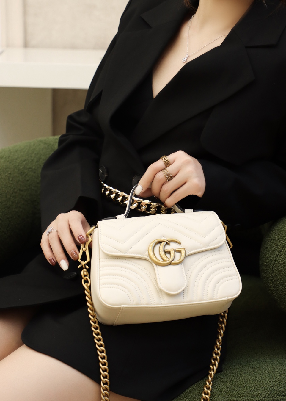 GUCCI ๐๐ ๐๐๐ซ๐ฆ๐จ๐ง๐ญ ๐๐ข๐ง๐ข ้ฎๅทฎๅ
547260็ฝ่ฒ