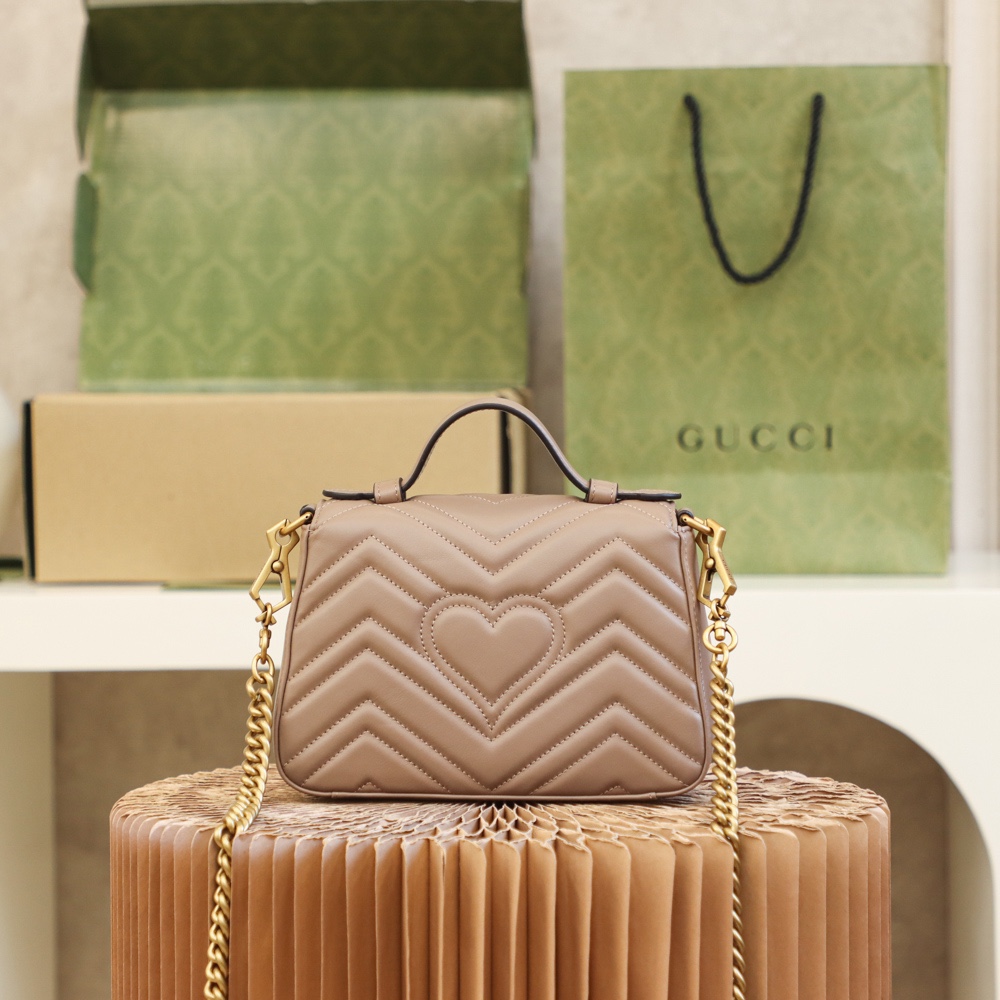 GUCCI ๐๐ ๐๐๐ซ๐ฆ๐จ๐ง๐ญ ๐๐ข๐ง๐ข ้ฎๅทฎๅ
547260ๅฅถ่ถ่ฒ