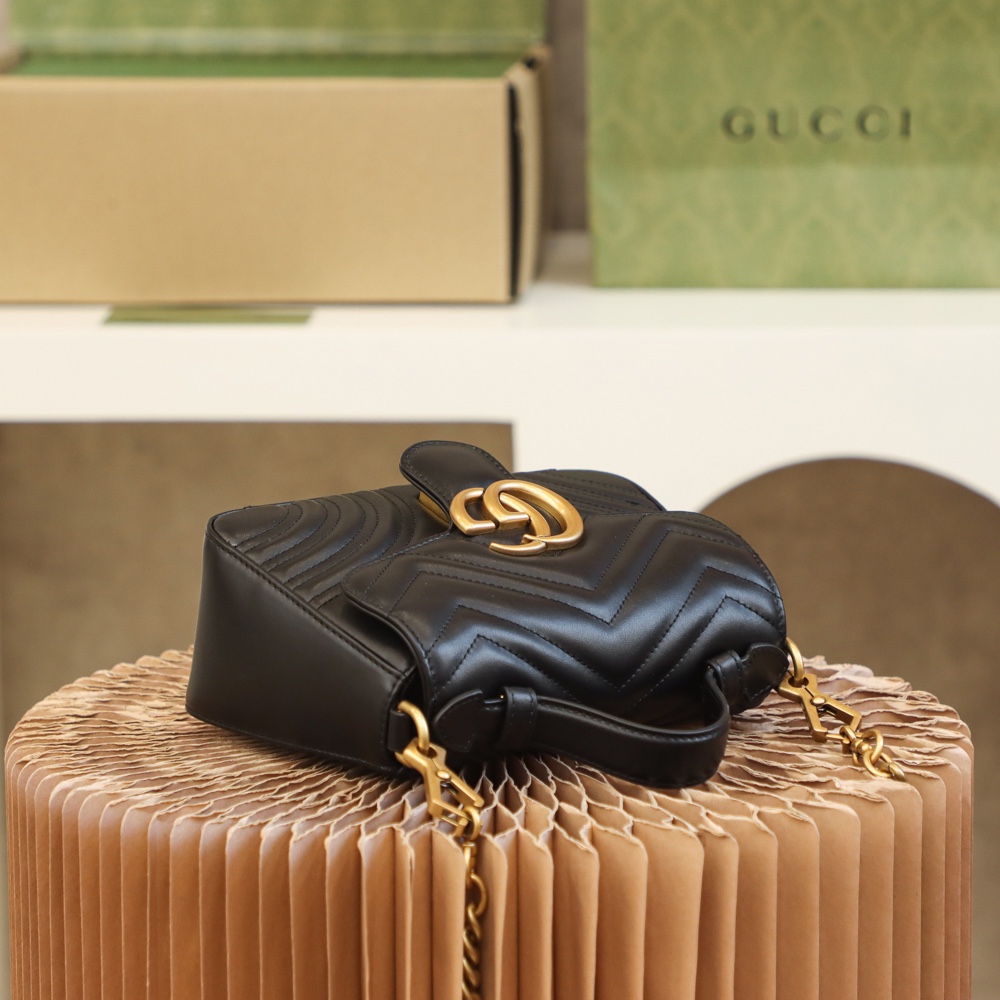 GUCCI ๐๐ ๐๐๐ซ๐ฆ๐จ๐ง๐ญ ๐๐ข๐ง๐ข ้ฎๅทฎๅ
547260้ป่ฒ