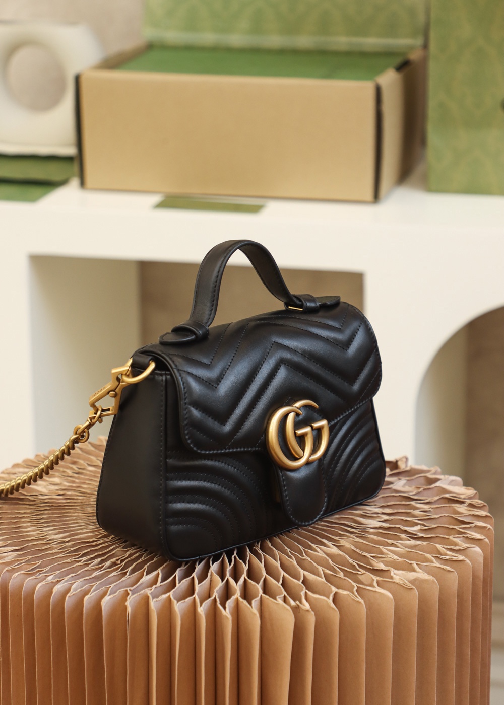 GUCCI ๐๐ ๐๐๐ซ๐ฆ๐จ๐ง๐ญ ๐๐ข๐ง๐ข ้ฎๅทฎๅ
547260้ป่ฒ