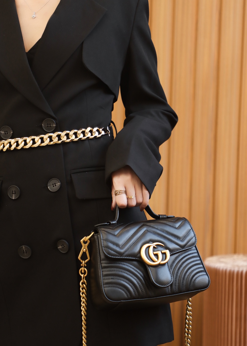 GUCCI ๐๐ ๐๐๐ซ๐ฆ๐จ๐ง๐ญ ๐๐ข๐ง๐ข ้ฎๅทฎๅ
547260้ป่ฒ