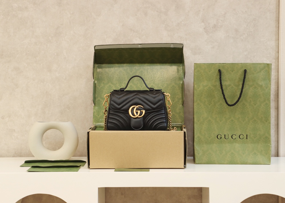 GUCCI ๐๐ ๐๐๐ซ๐ฆ๐จ๐ง๐ญ ๐๐ข๐ง๐ข ้ฎๅทฎๅ
547260้ป่ฒ