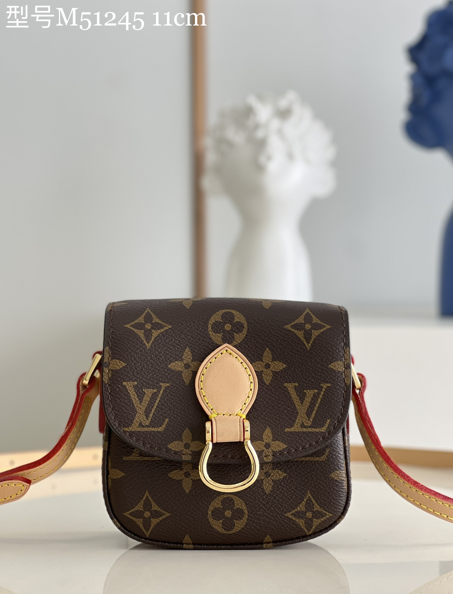 NO:398390,【Exclusive real photo M51245】Vintage medieval saddle bag Mini size cannot be enlarged in the phone, only cosmetics and tissues are essential for travel. Size 13x11x6cm w.,LV [original leather],louis vuitton19860909【独家实拍M51245】Vintage中古马鞍包 迷你尺寸不能放大手机,只能放化妆品纸巾等出行必备小物 尺寸13x11x6cm w.,LV【原厂皮】,louis vuitton,Bag
